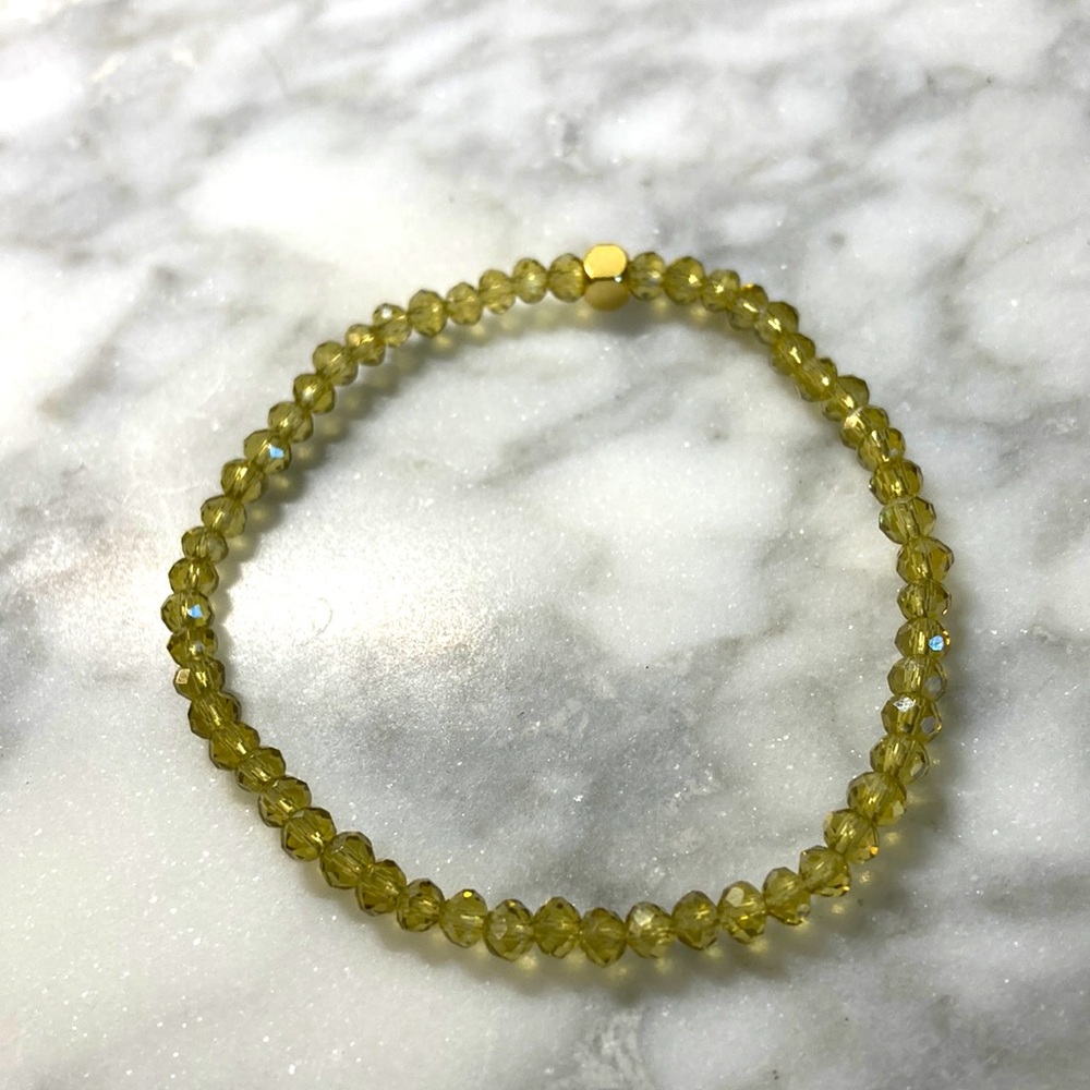 Pale yellow/gold Swarovski crystal bracelet